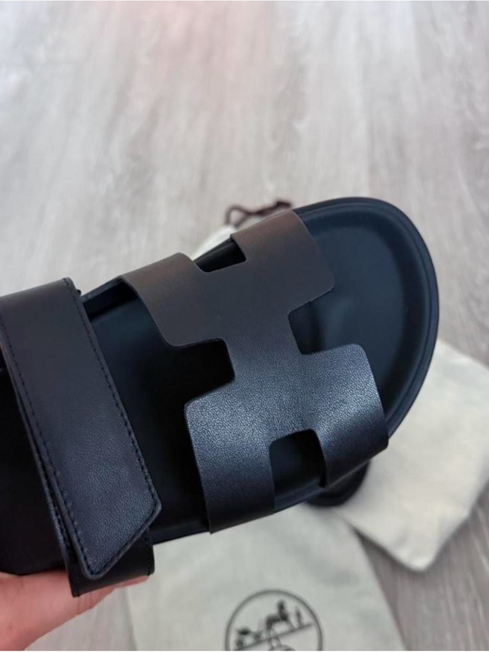 Woman’s Black Leather Slide Hermes - Picture 4 of 5